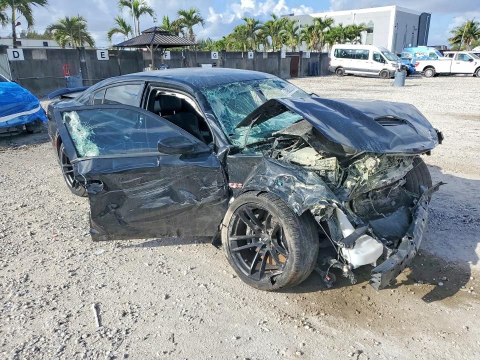 2020 Dodge Charger r