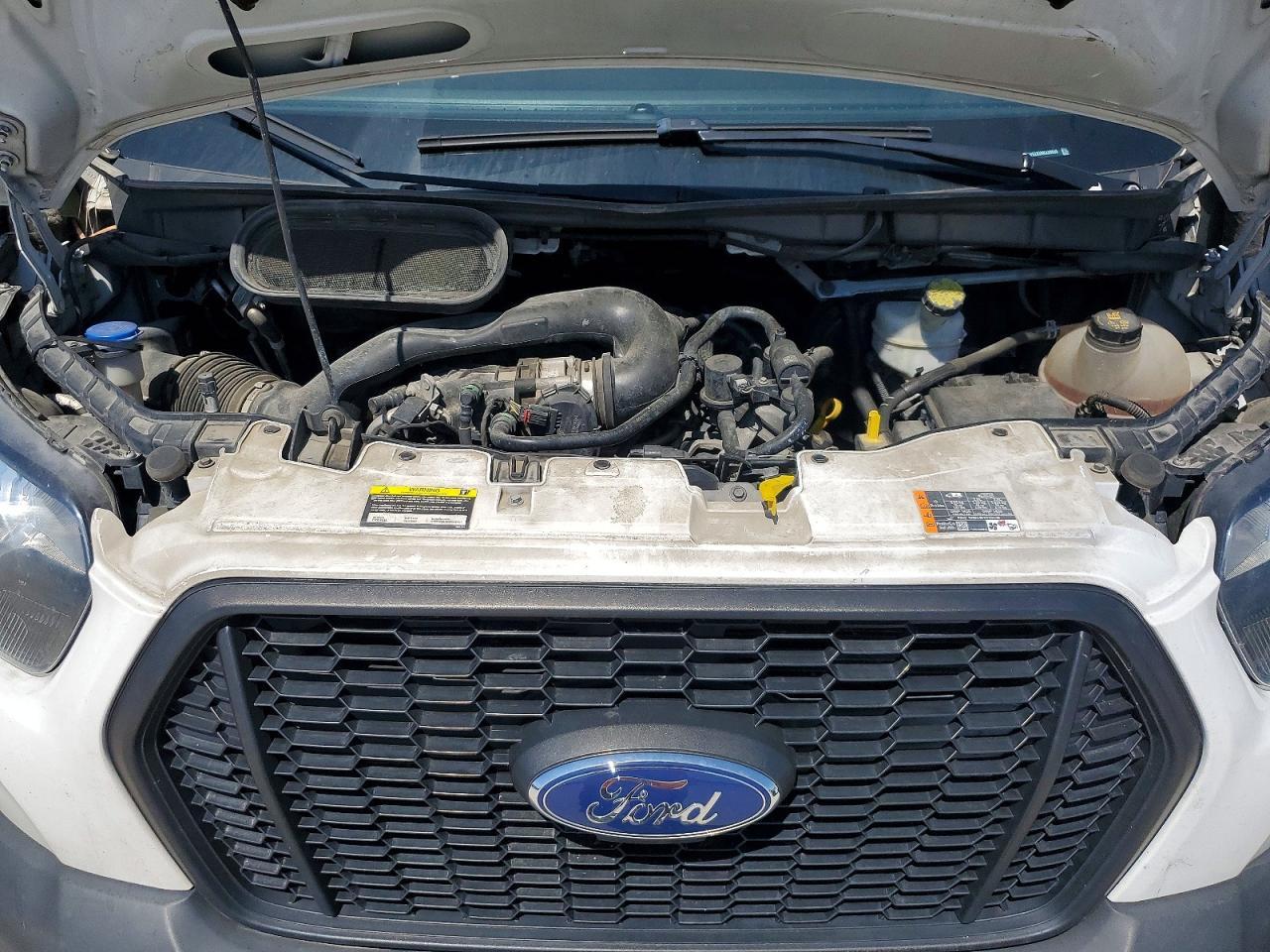 2022 Ford Transit Delivery Truck