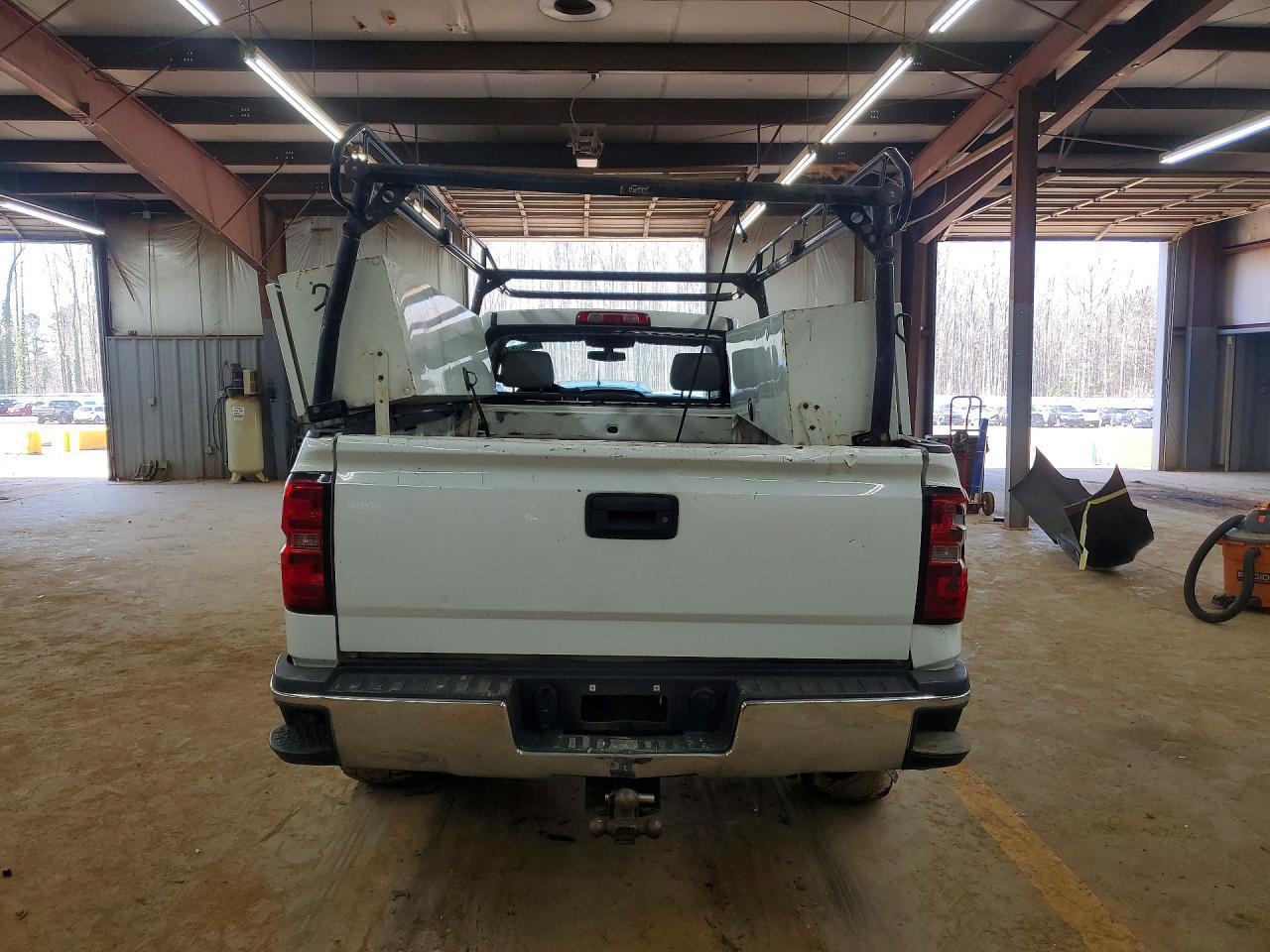 2016 Chevrolet Silverado C2500 Heavy Duty