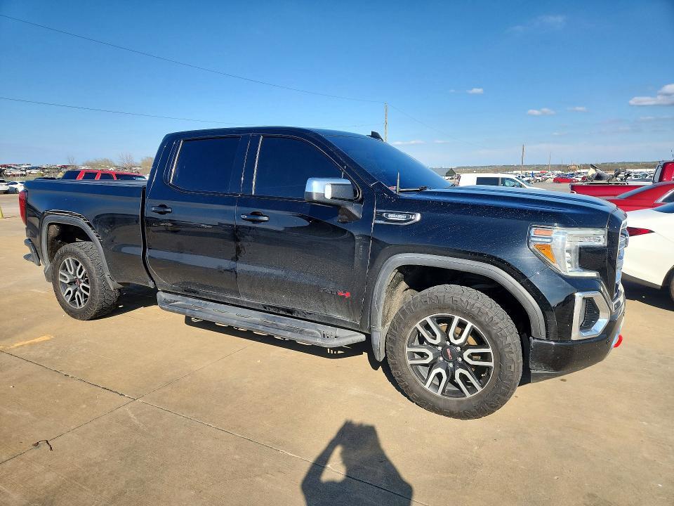 2021 GMC Sierra K1500 AT4