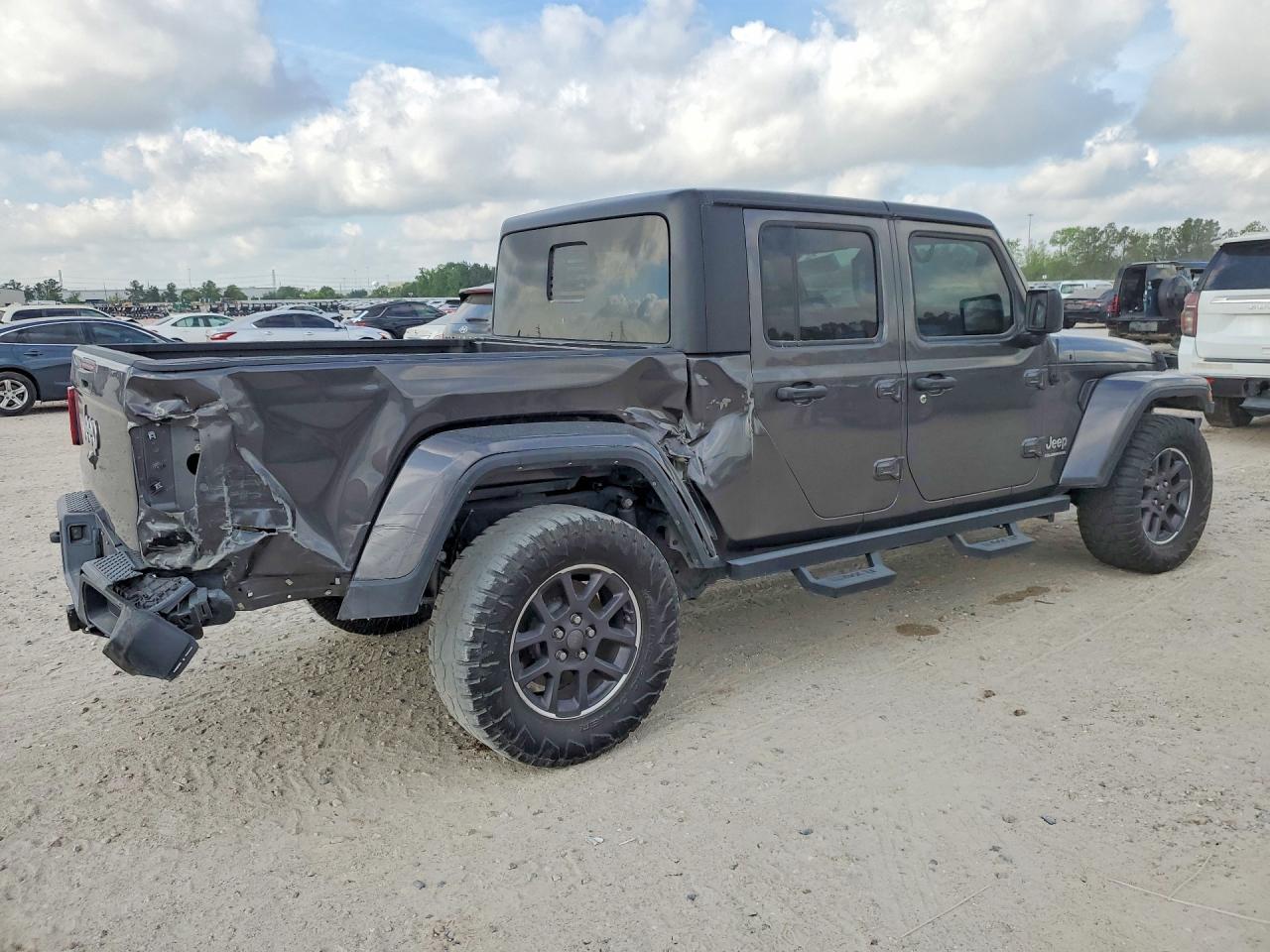 2023 Jeep Gladiator Overland