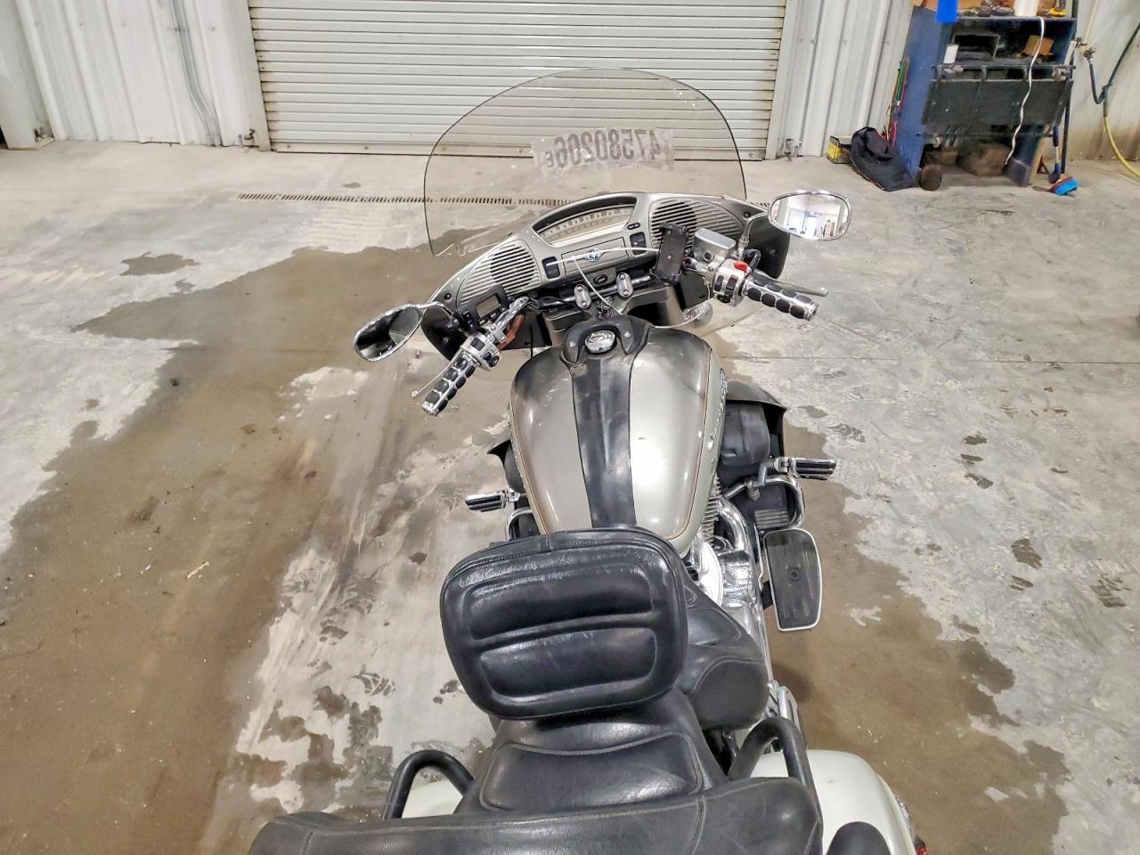 1999 Yamaha XVZ13 TF