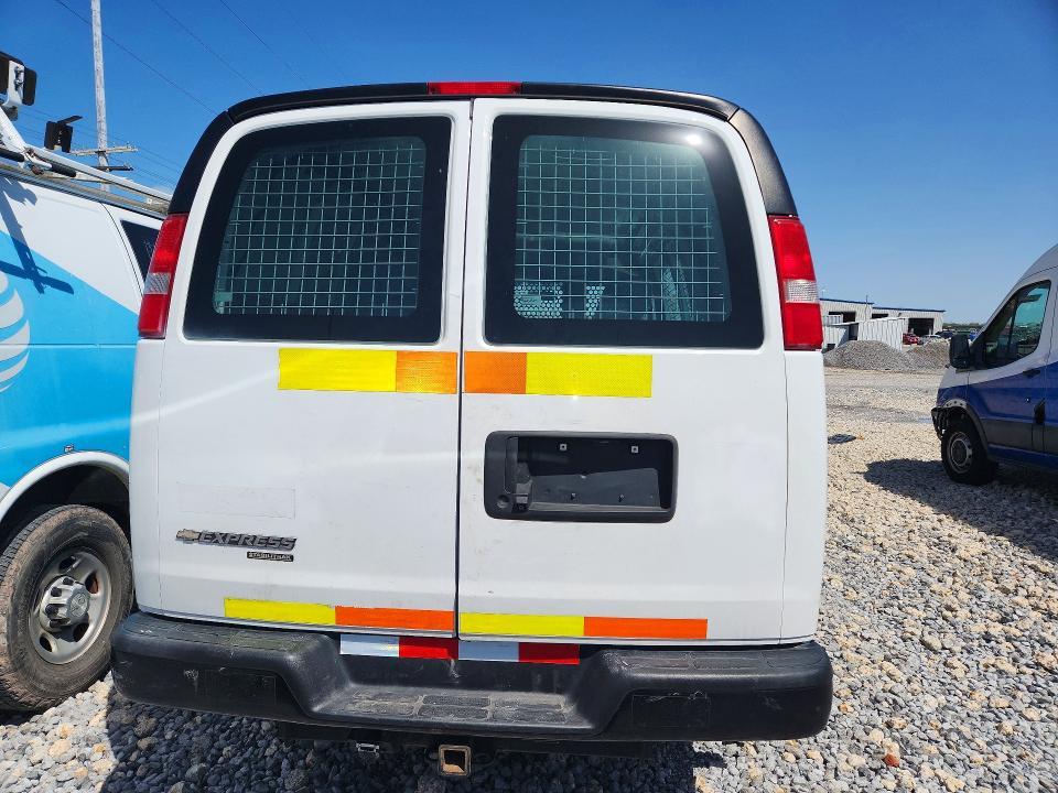 2016 Chevrolet Express 2500 Cargo Utility / Service van