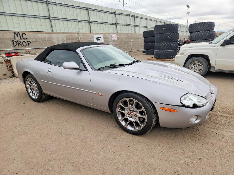 2002 Jaguar XKR