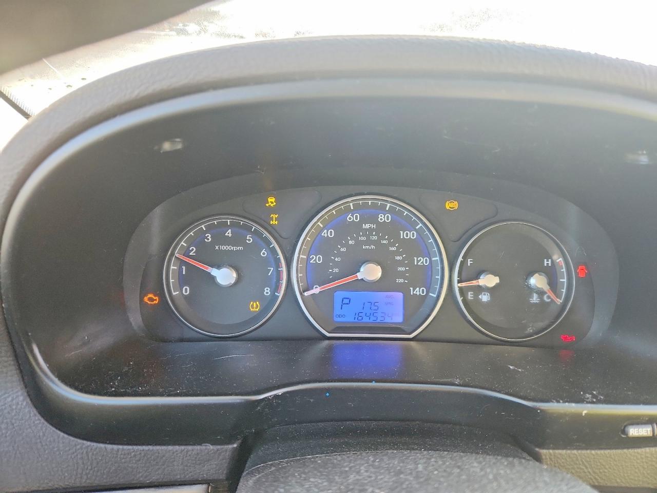 2011 Hyundai Santa fe gls