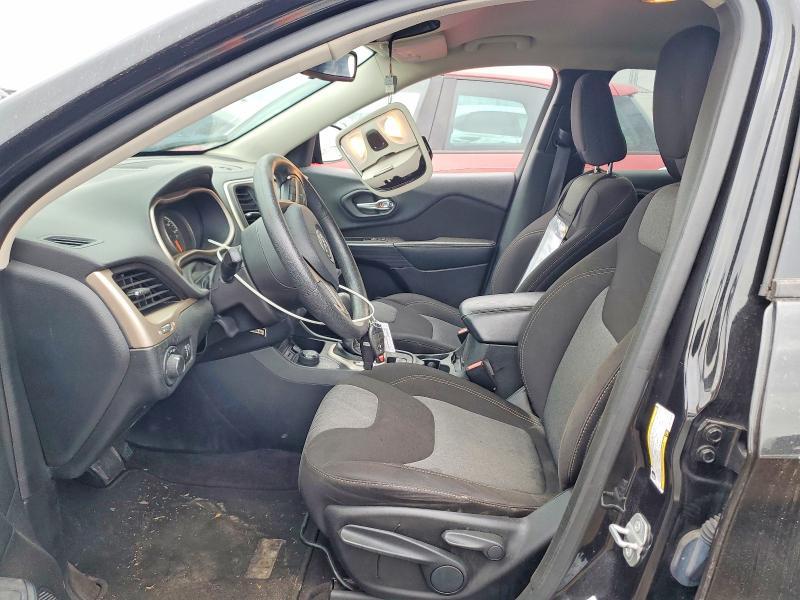 2016 Jeep Cherokee Sport