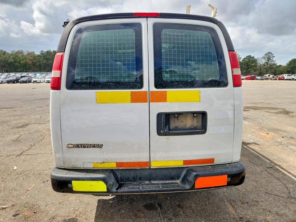 2017 Chevrolet Express G2500