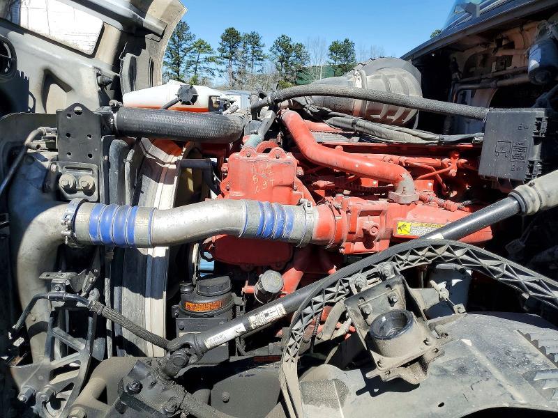 2017 Volvo VNL Semi Truck