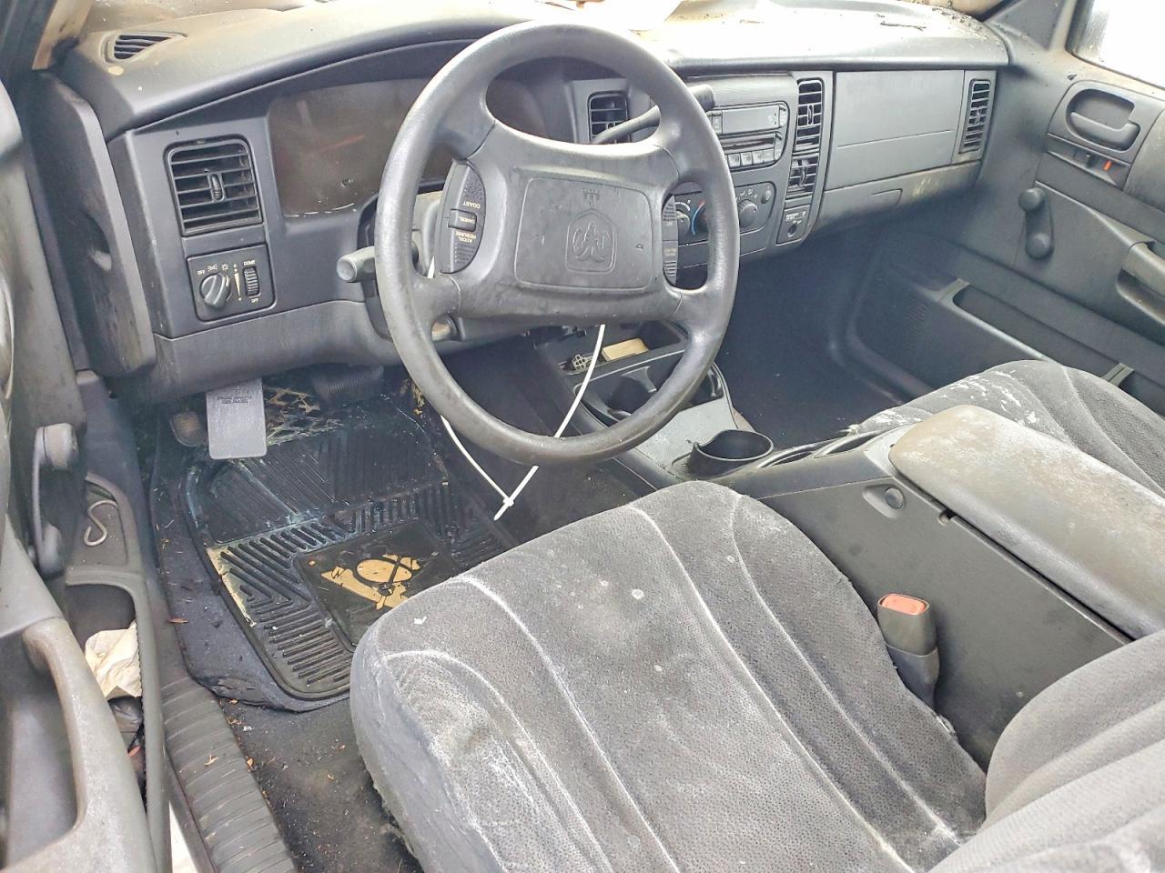 2003 Dodge Dakota sxt