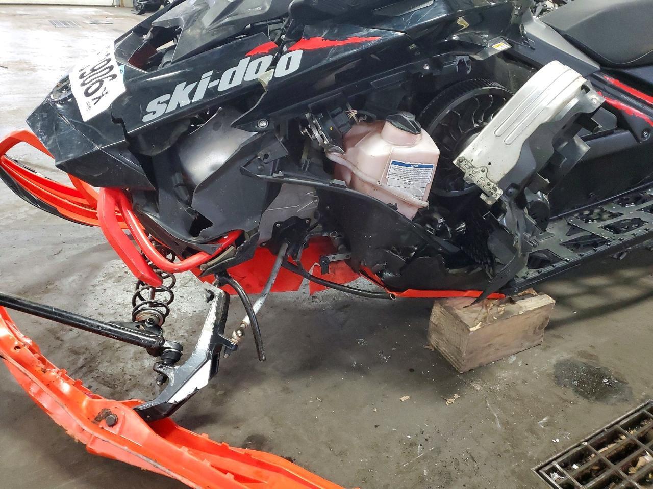 2019 Skidoo Summit SP 850 E-TEC