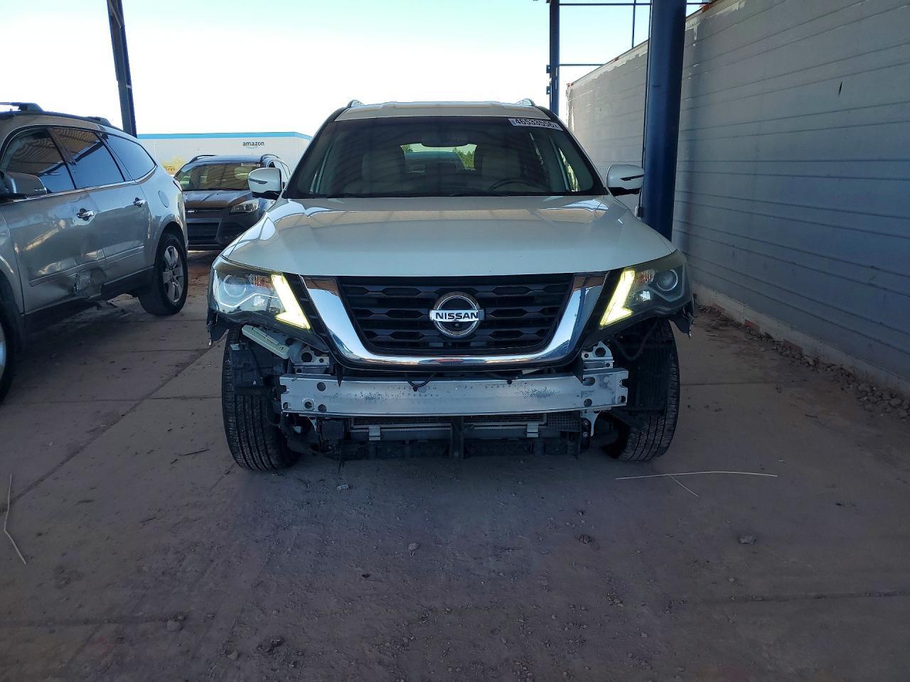 2018 Nissan Pathfinder sl
