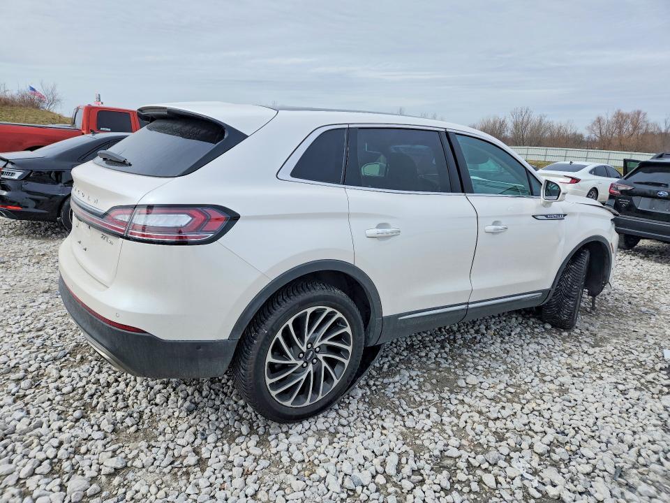 2019 Lincoln Nautilus Reserve