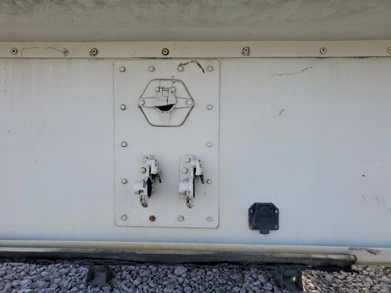 2001 Mickey AT-A Refrigerated Beverage Trailer