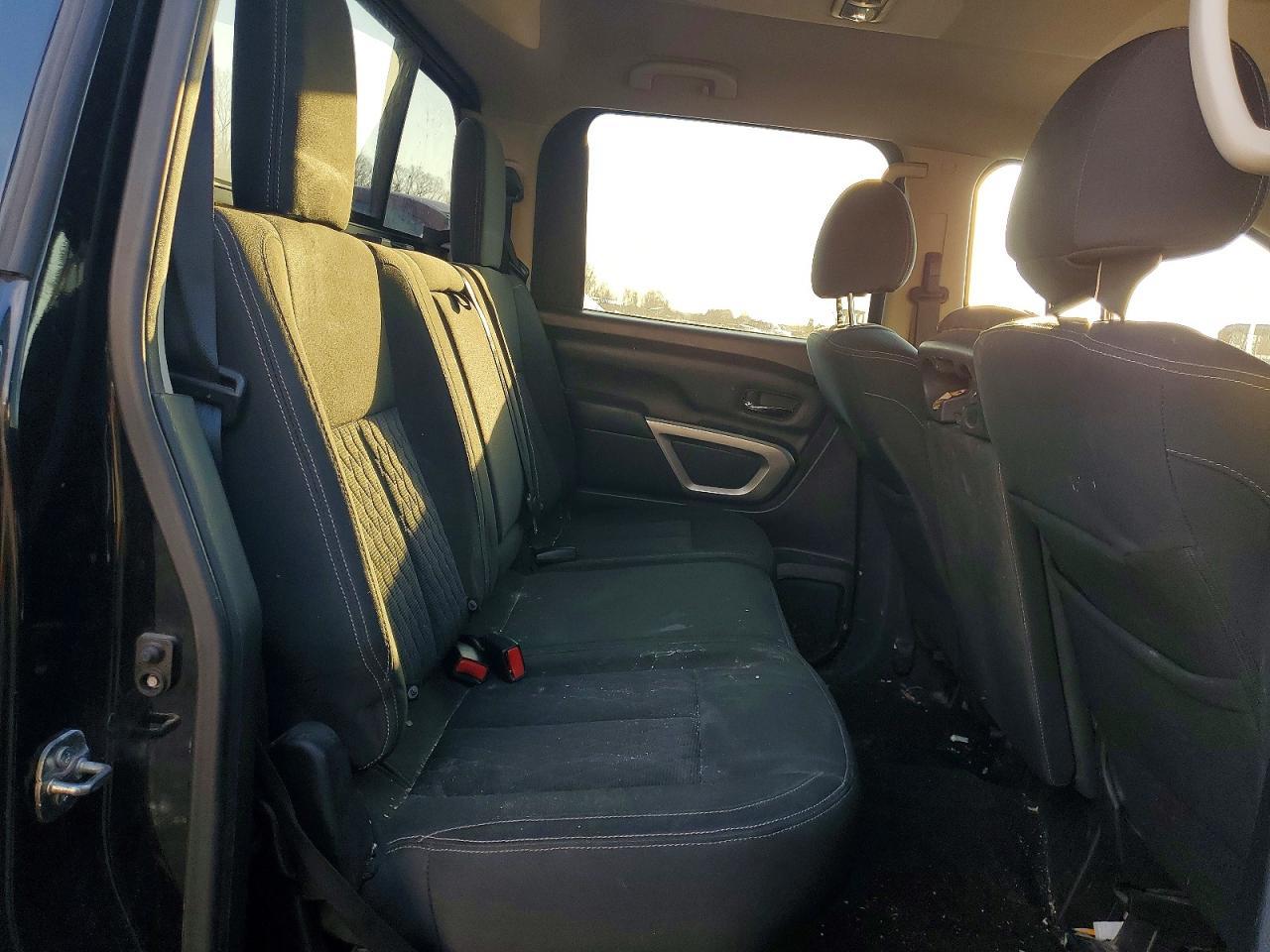 2016 Nissan Titan XD S