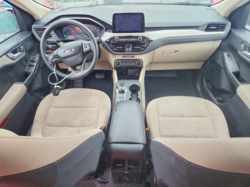 2020 Ford Escape se