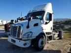 2016 Freigliner 2016 Freightliner Cascadia 113 Semi Truck