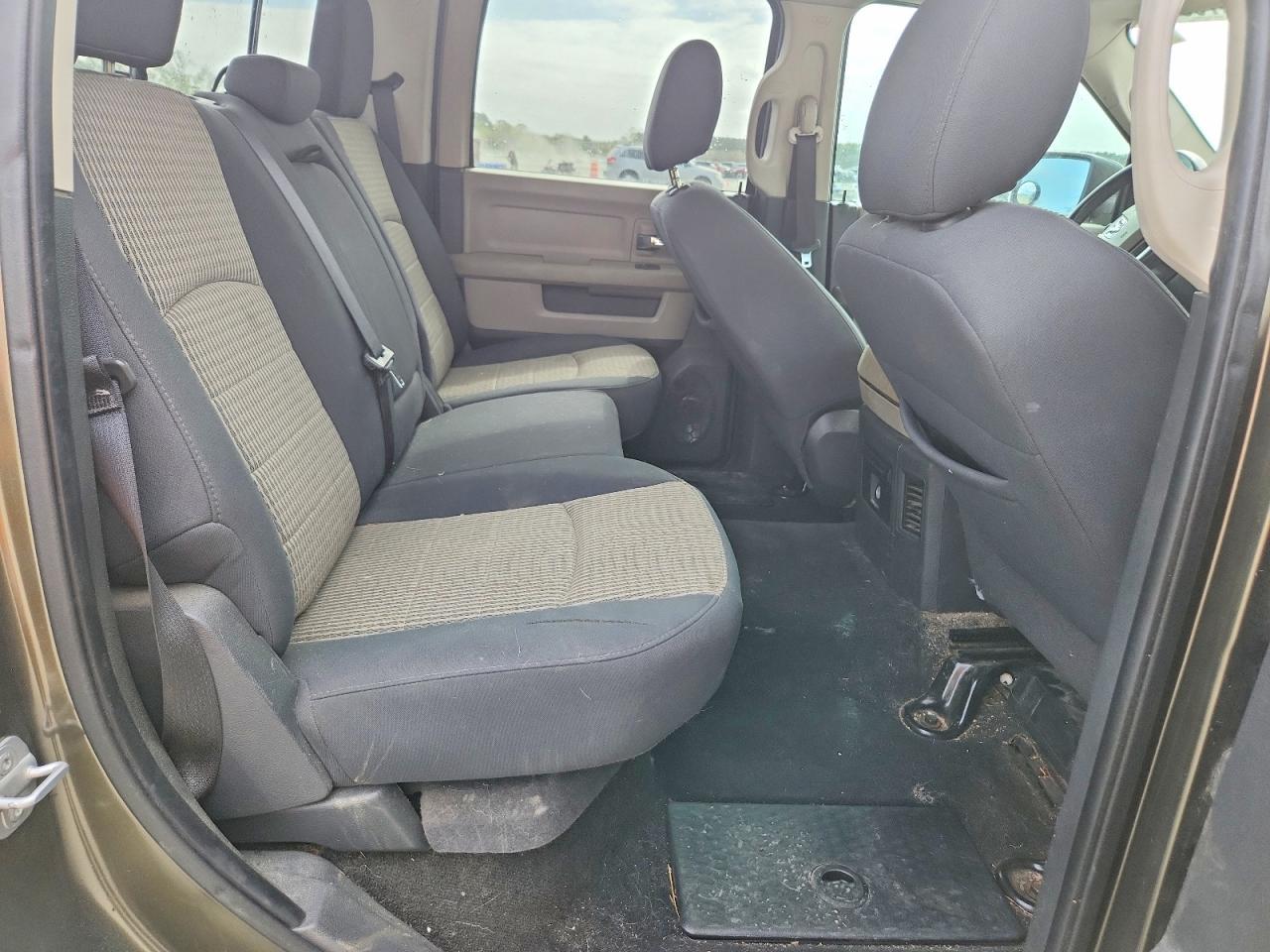2012 Dodge RAM 1500 SLT