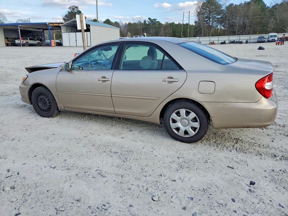 2004 Toyota Camry le