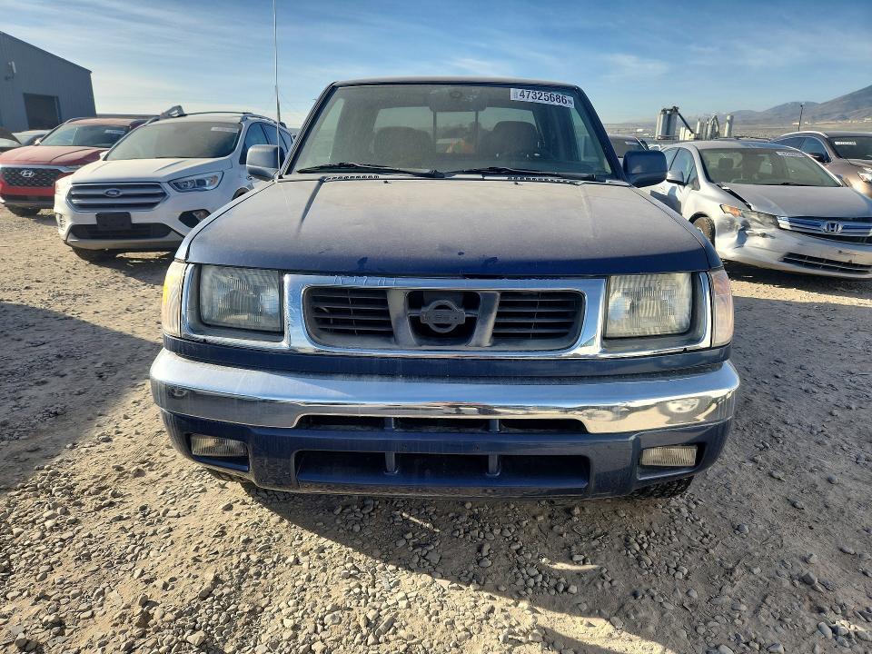 2000 Nissan Frontier XE