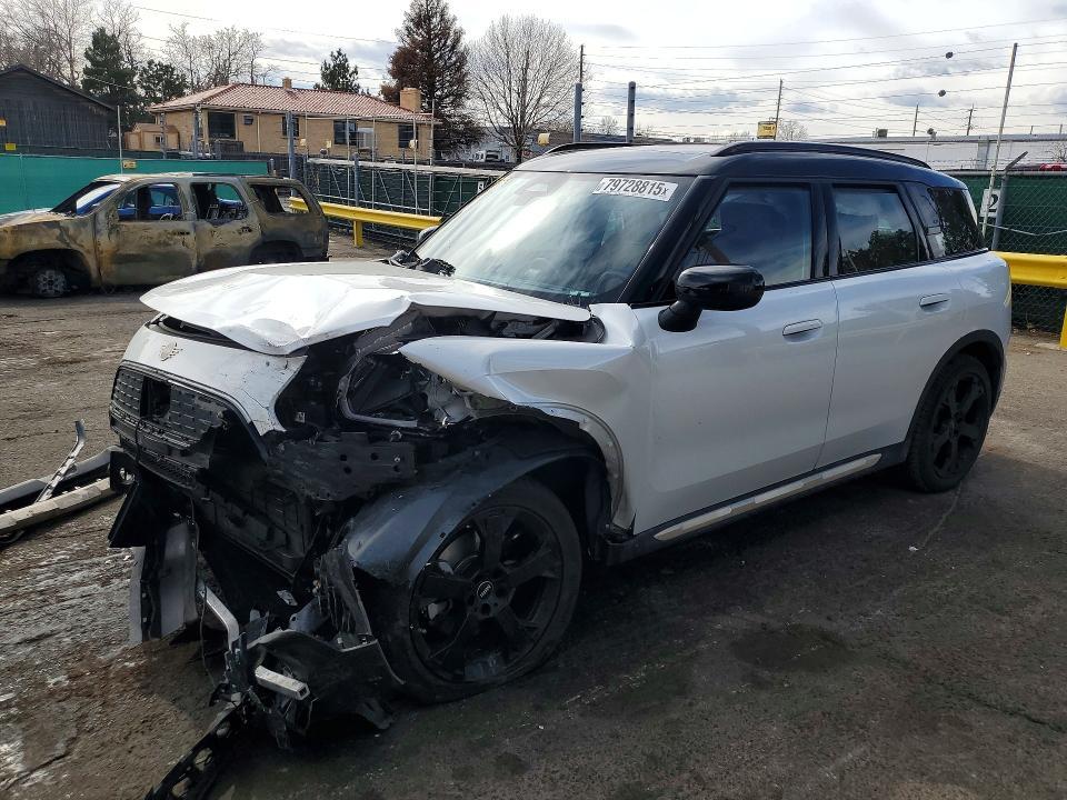 2025 Mini Countryman se All4