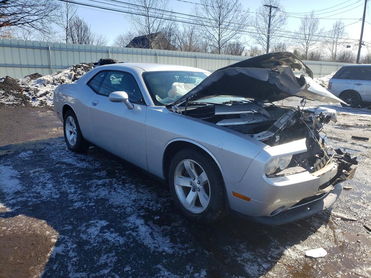 2012 Dodge Challenger sxt
