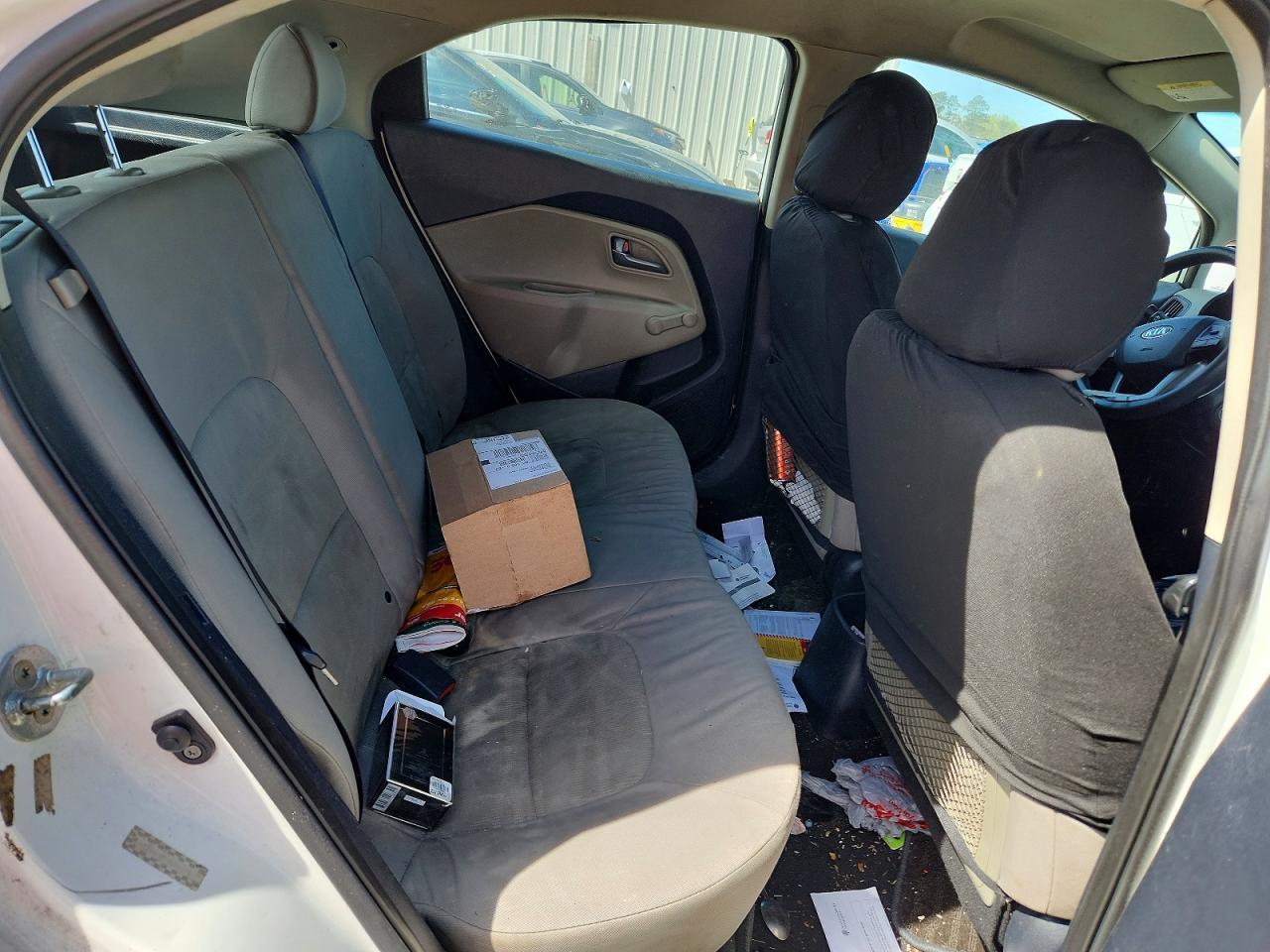 2015 KIA Rio 5-door lx