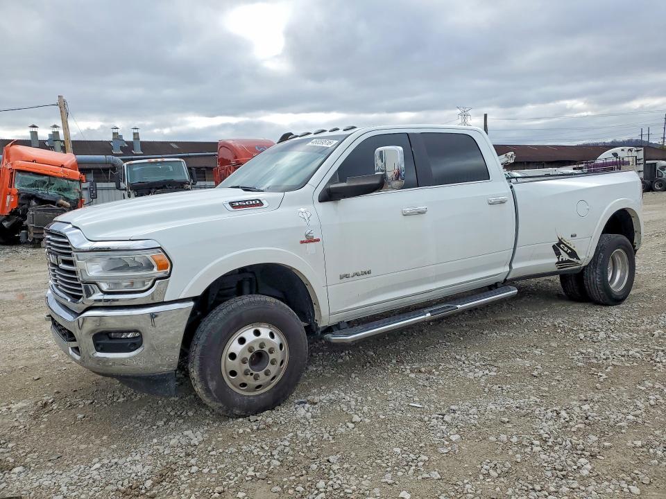2022 Dodge 3500 Laramie