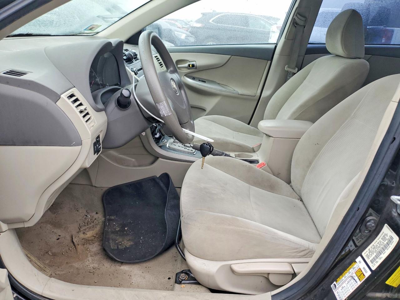 2010 Toyota Corolla le