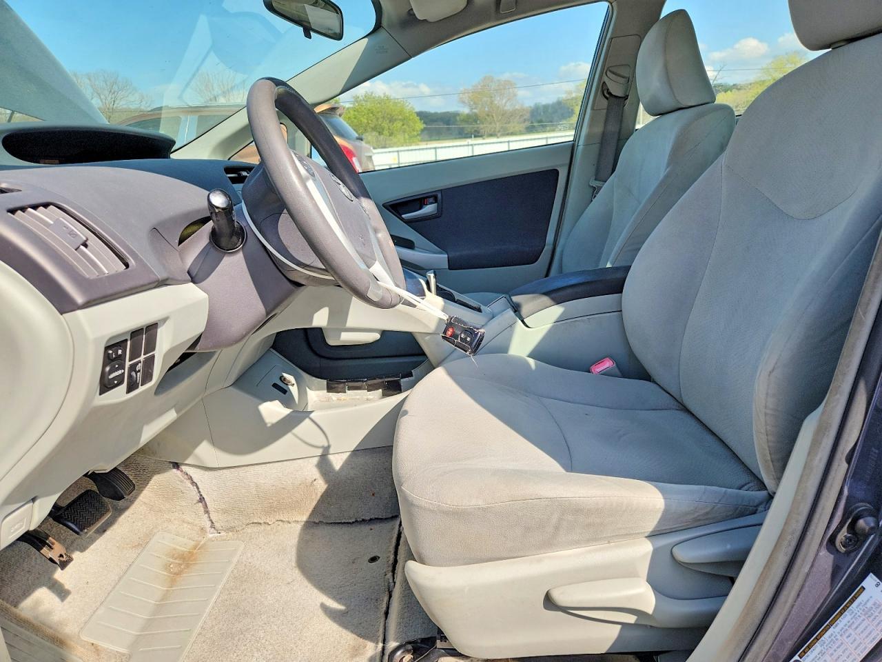 2010 Toyota Prius ii
