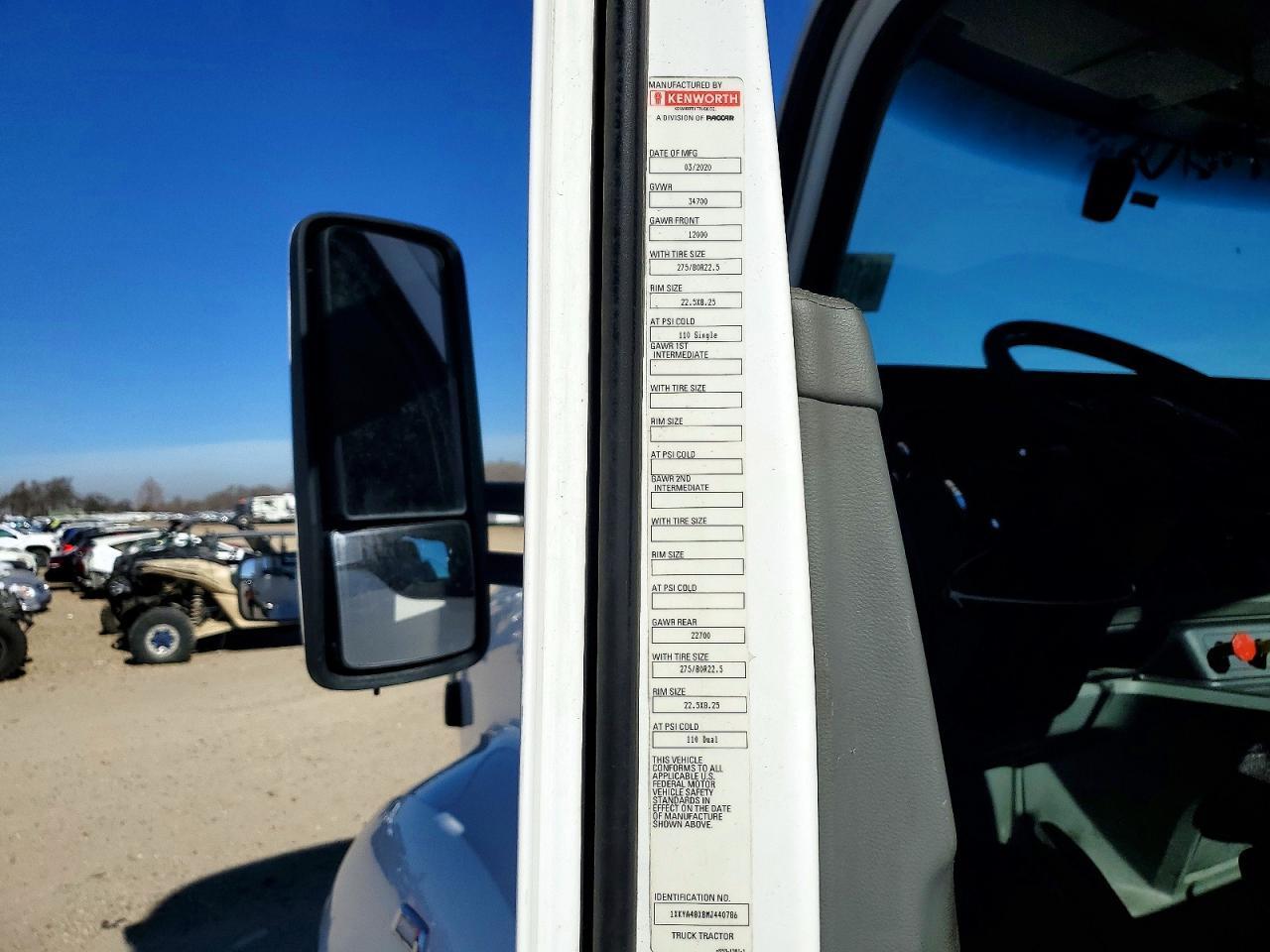 2021 Kenworth T680 Semi Truck