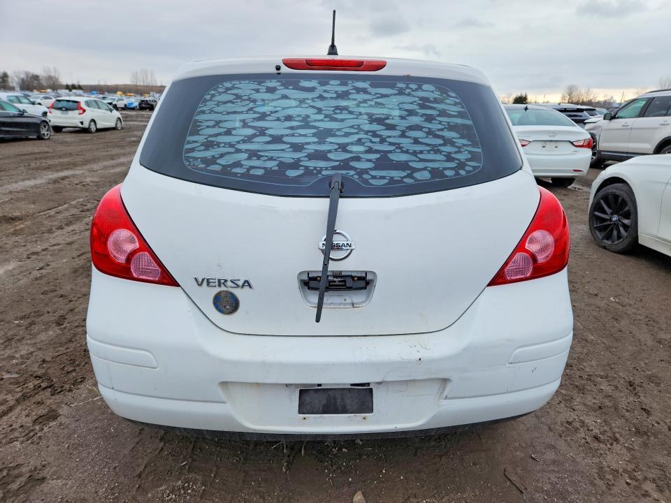 2010 Nissan Versa 1.8 s