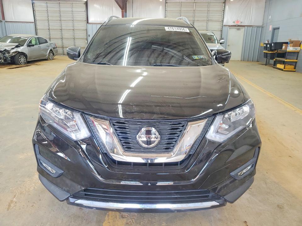 2018 Nissan Rogue sv