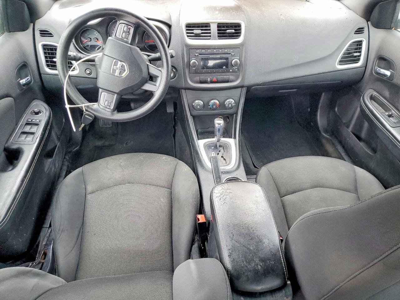 2012 Dodge Avenger se