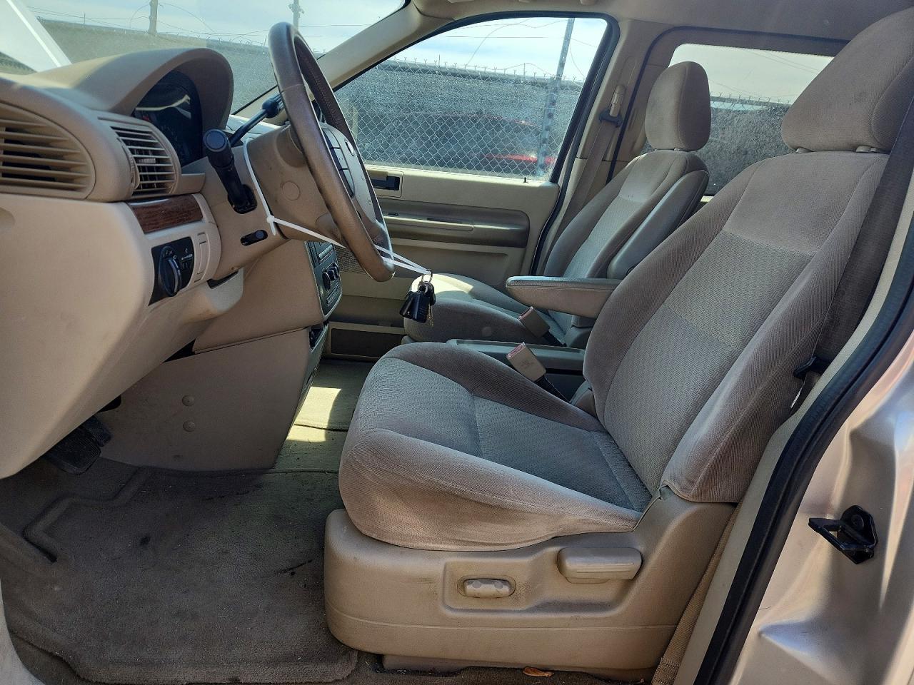 2004 Ford Freestar sel