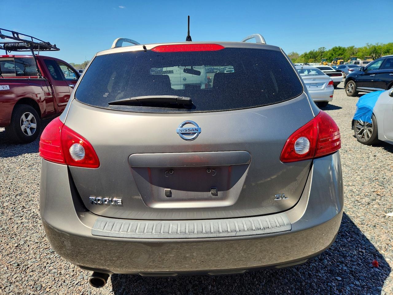 2009 Nissan Rogue s