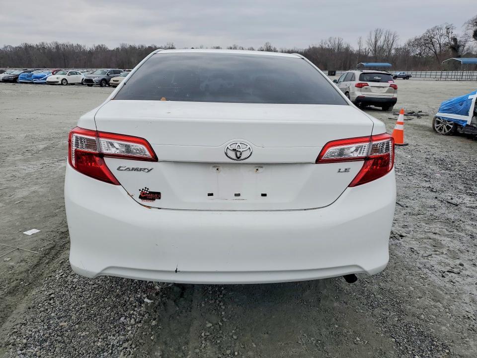 2012 Toyota Camry le