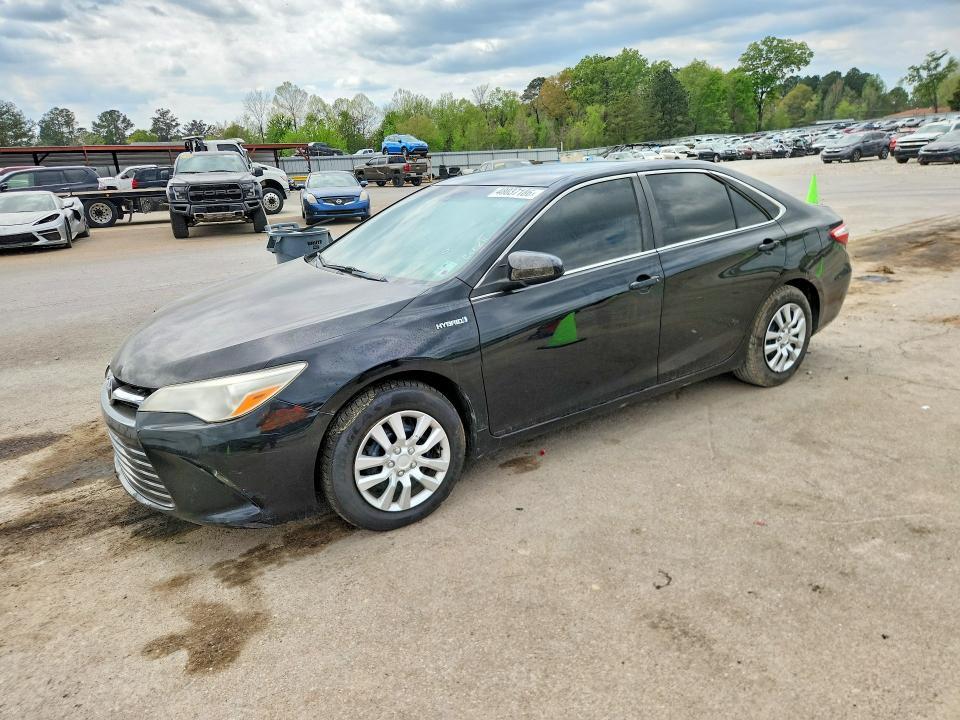 2017 Toyota Camry Hybrid le