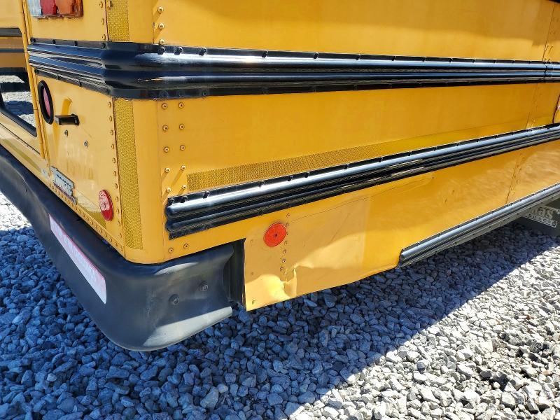 2011 Thomas SAF-T-LINER HDX-School Bus