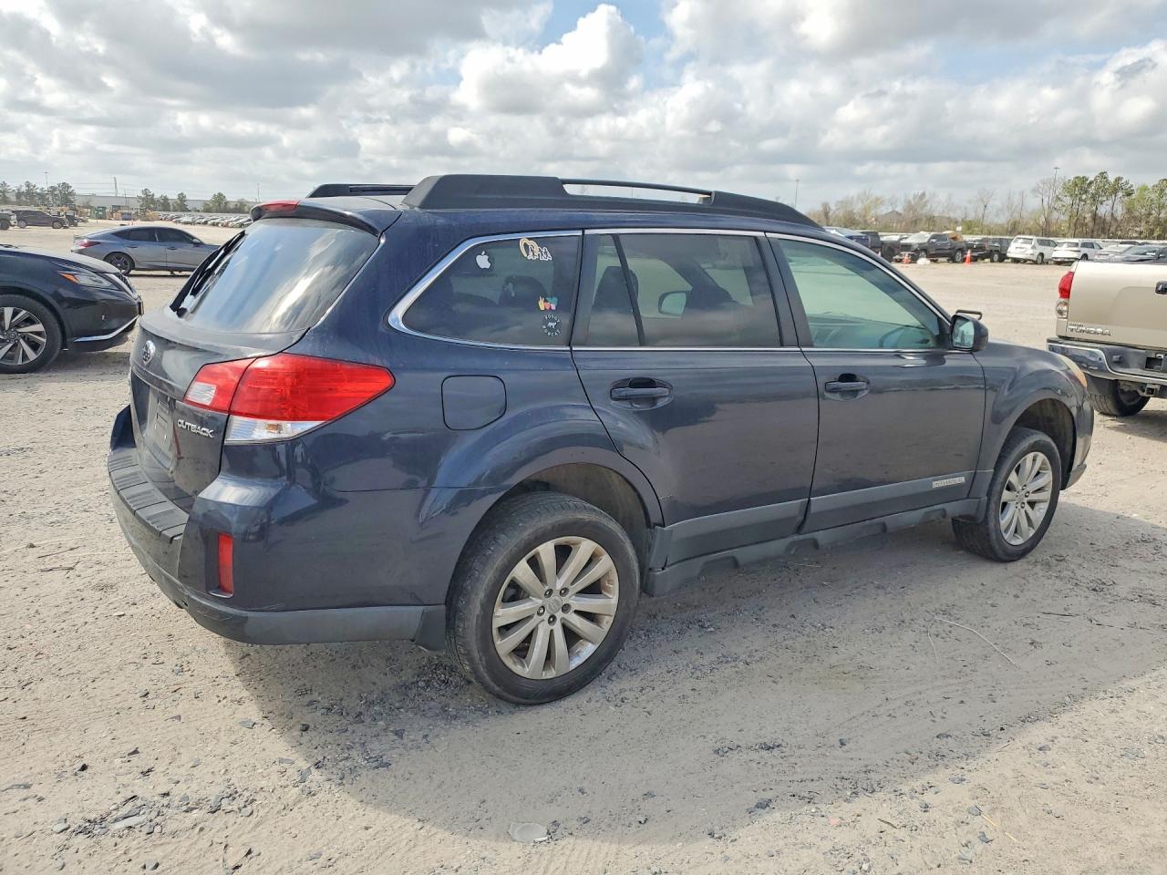 2012 Subaru Outback 2.5i Premium