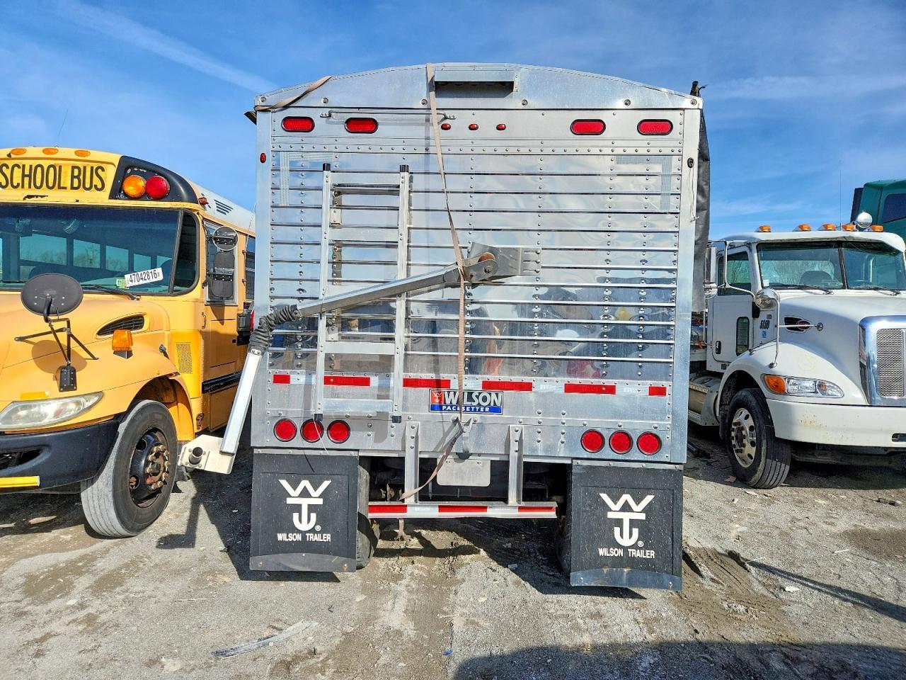 2017 Wilson Grain Trailer