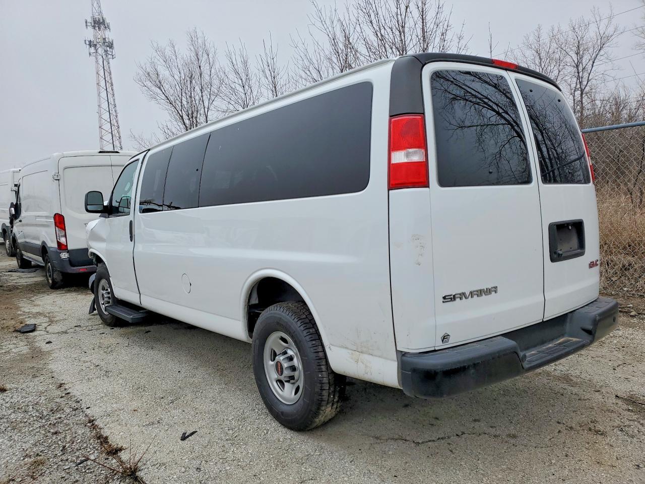 2023 GMC Savana G3500 LS