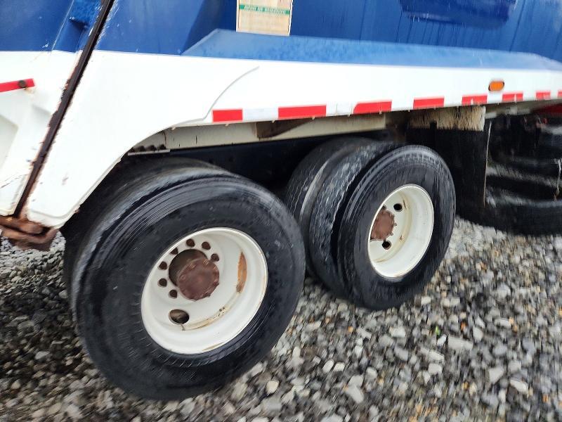 2009 Mack CXU613 Refuse Truck