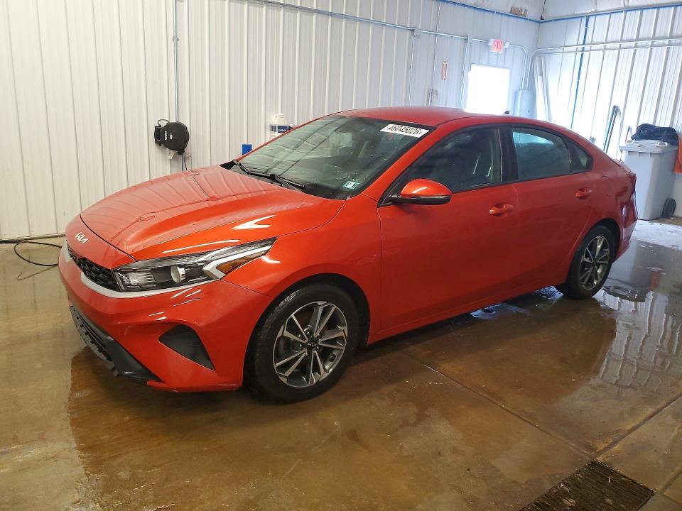 2022 KIA Forte lxs
