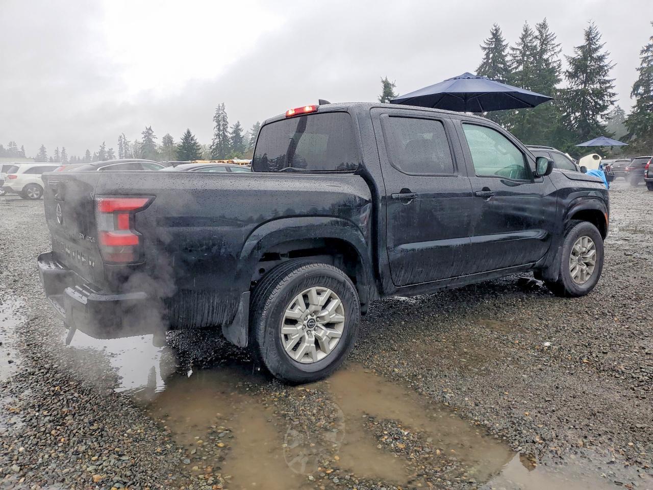2022 Nissan Frontier SV