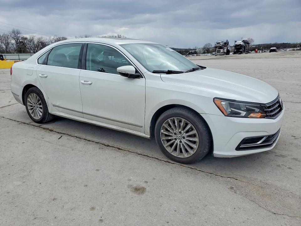 2016 Volkswagen Passat se