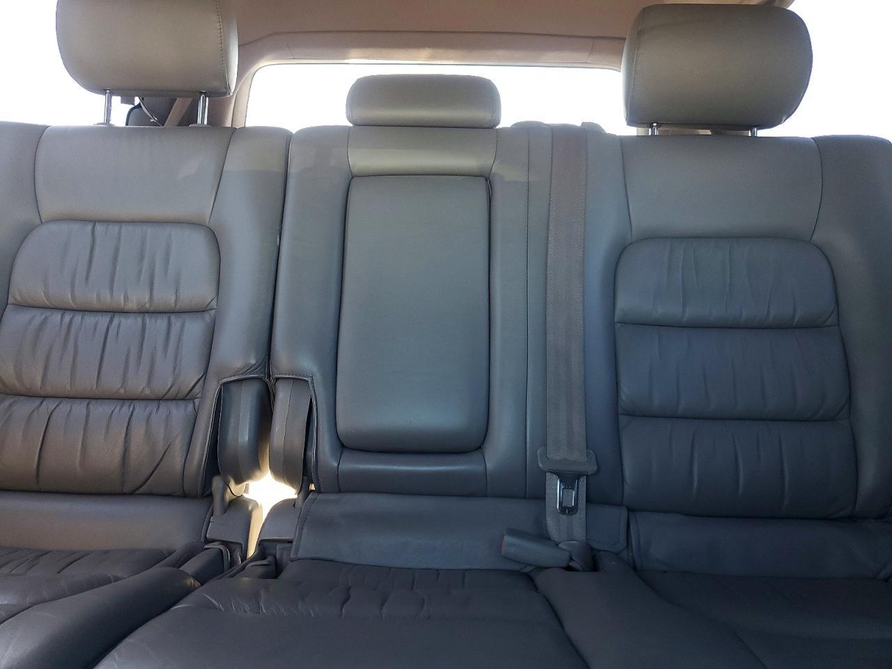 2004 Lexus Lx 470 Base