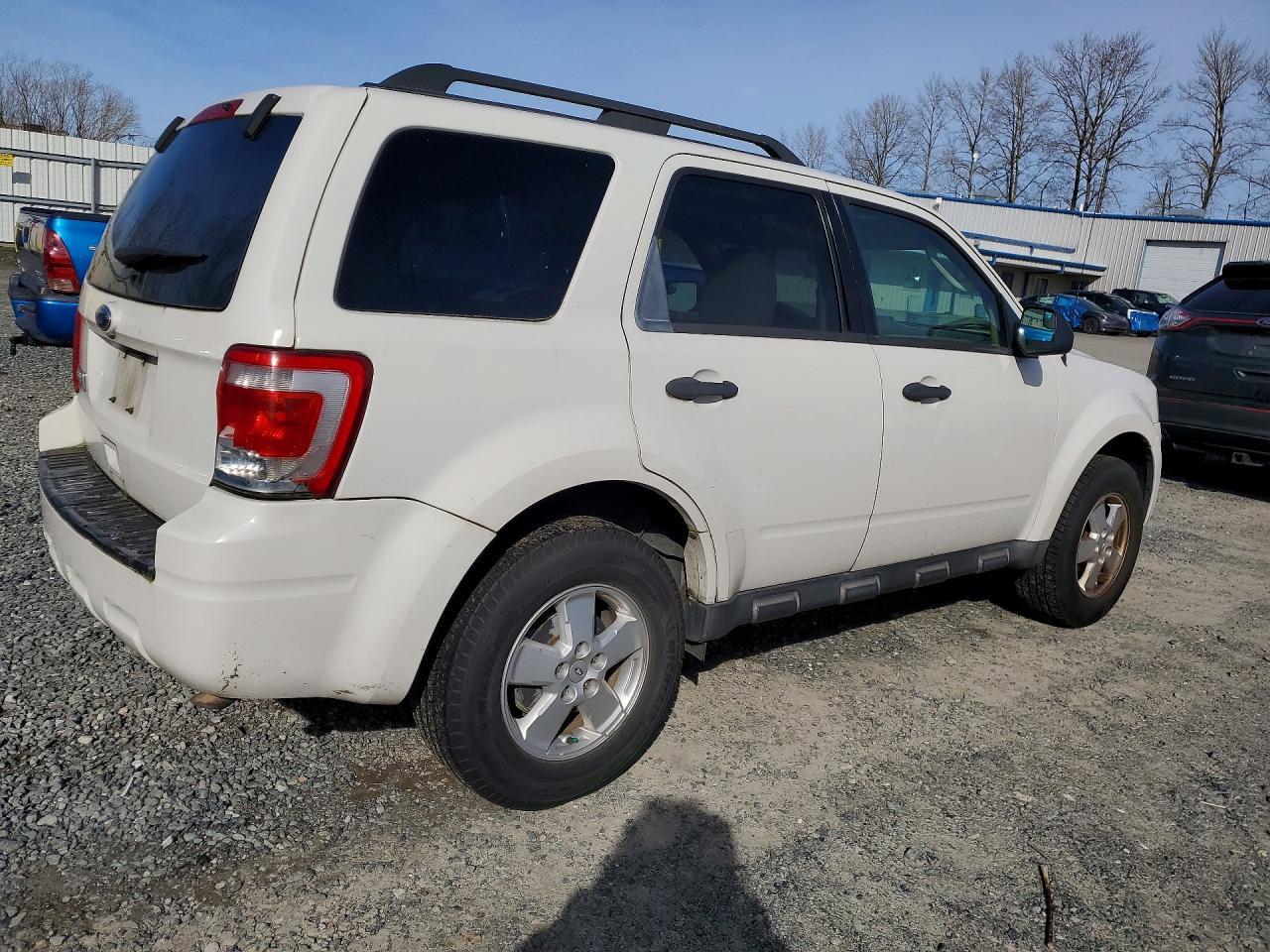 2010 Ford Escape xlt