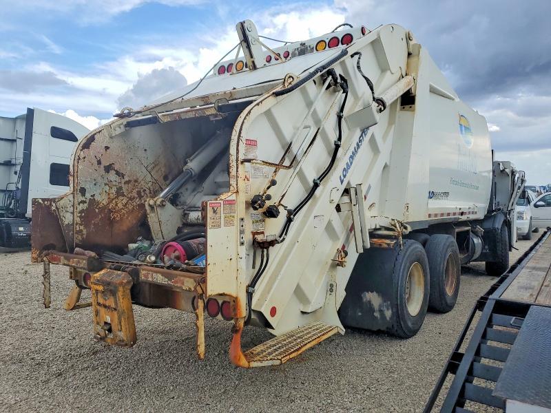 2014 Crane Carrier Low Entry Refuse Truck