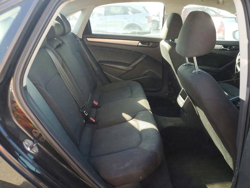 2012 Volkswagen Passat s