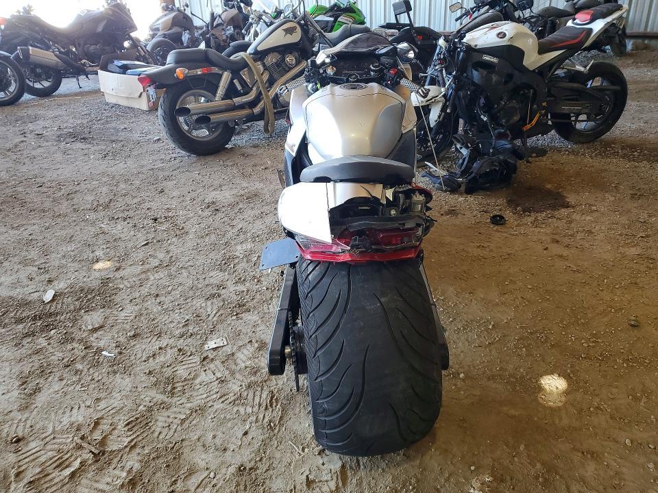 2022 Suzuki GSX1300 RR